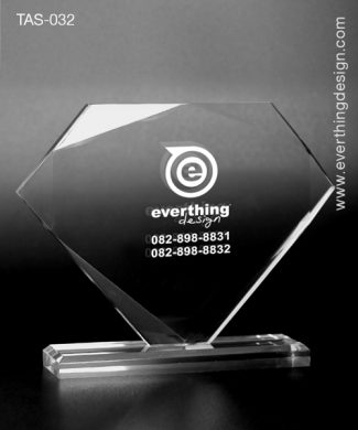 โล่รางวัลอคิลิคแบบมาตราฐาน TAS-032